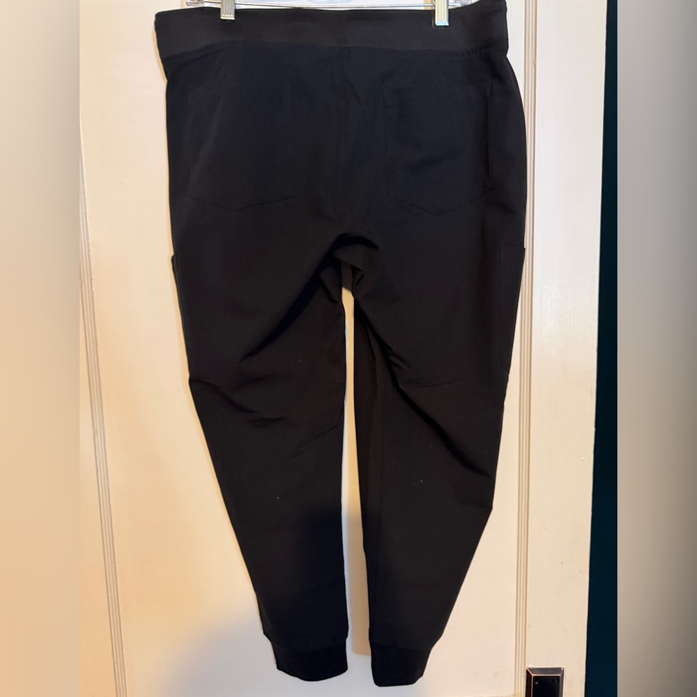 Mandala Jogger Scrub Pants L Petite Black - Picture 2 of 3